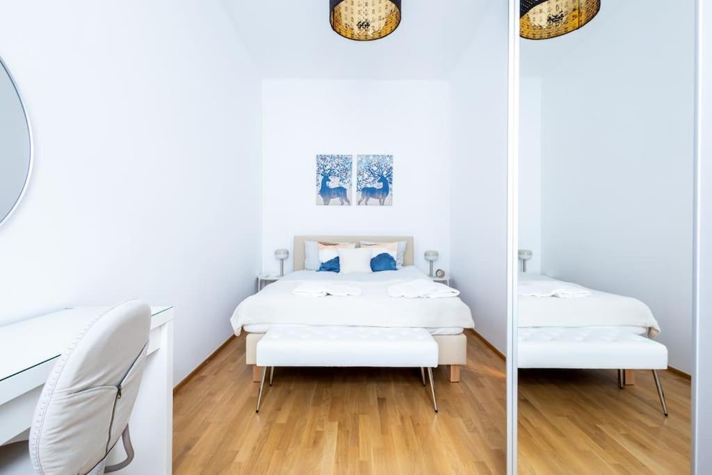 Orestaliving - Spacious 2br On The Danube Canal Appartement *