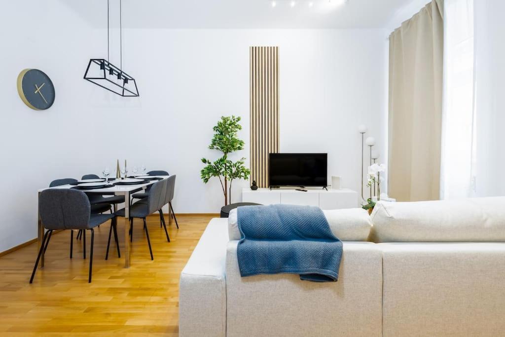 Apartamento Orestaliving - Spacious 2br On The Danube Canal